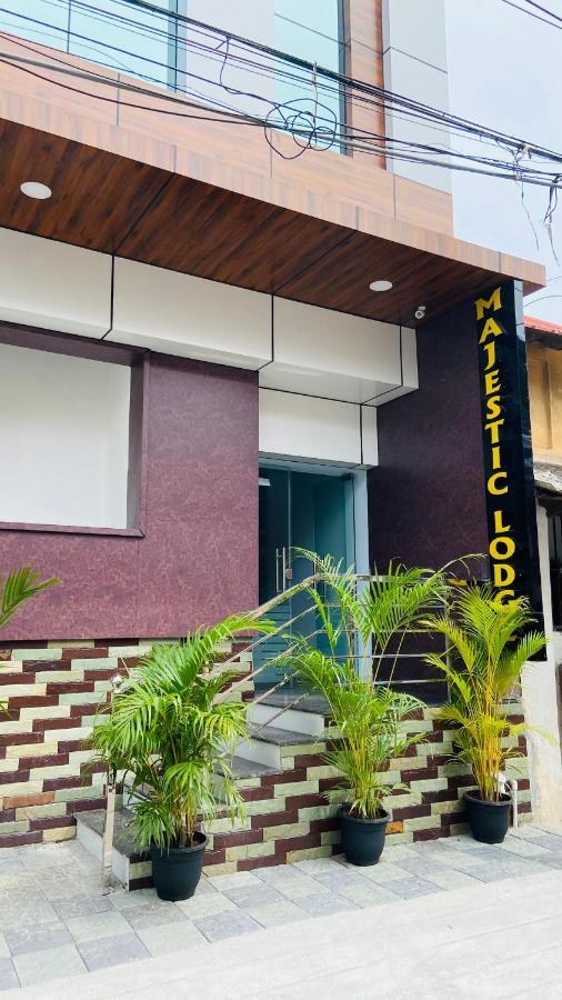 Majestic Inn Thiruvananthapuram Esterno foto