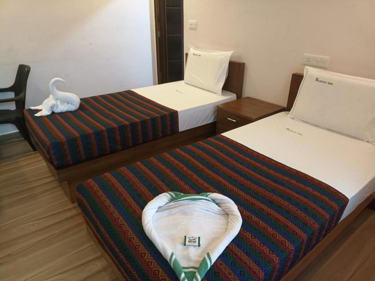 Majestic Inn Thiruvananthapuram Esterno foto